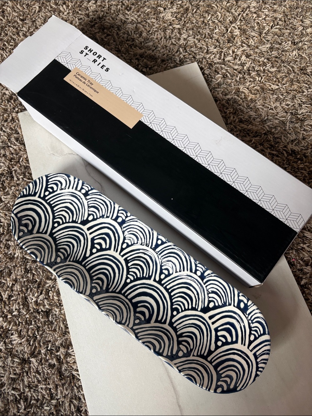 $15💅 Short Stories Ceramic Decorative Tray